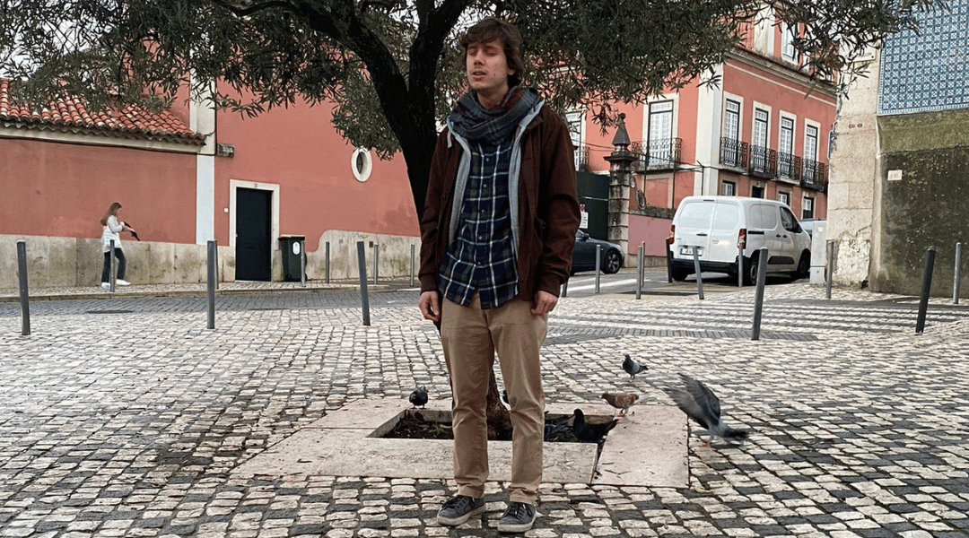 Começar o dia juntos a louvar a criação